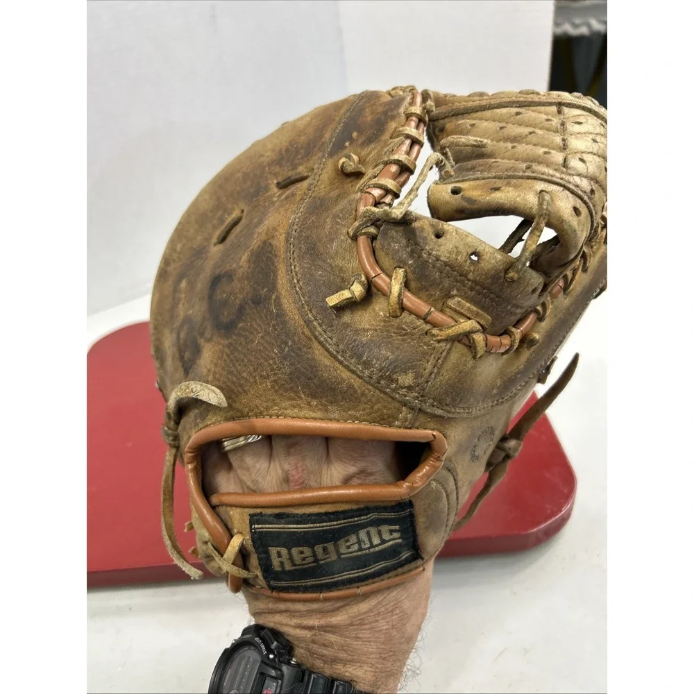 VTG Regent 00144 First Baseman RHT Baseball Glove‎ Mitt Brown Leather Korea